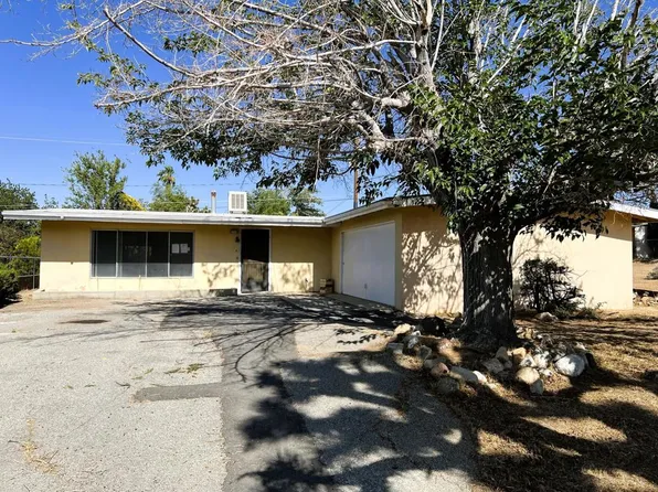 7737 Shawnee Trl, Yucca Valley, CA 92284