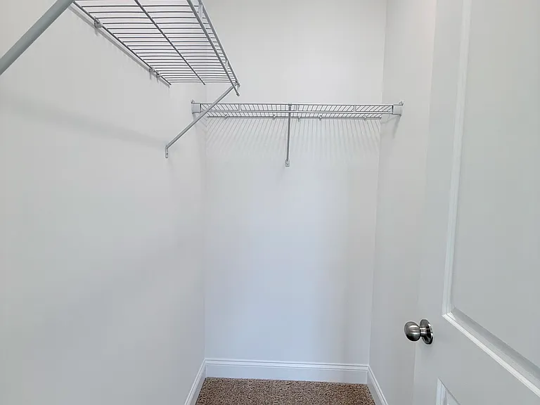 Bed Room 2 Walk-in Closet
