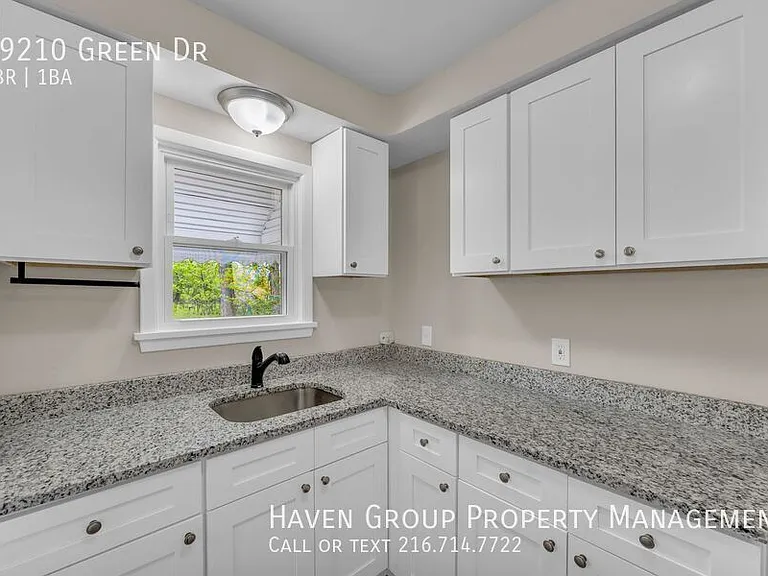 29210 Green Dr — Photo 11