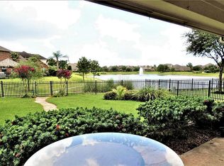 17335 Bending Post Dr, Houston, TX 77095