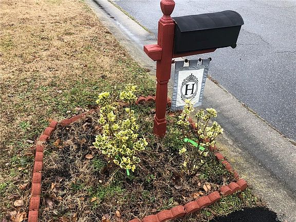 3rd image of 5907 Ferintosh Ln