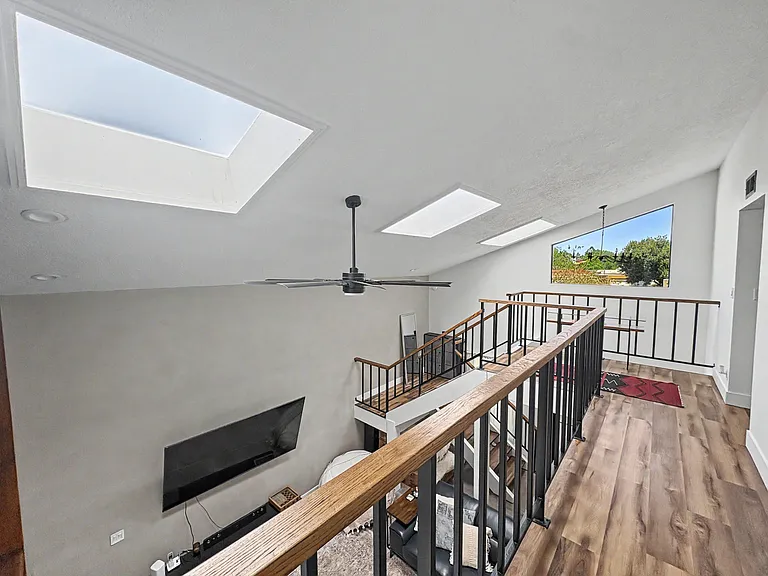 9608 Merion Cir NE — Photo 17