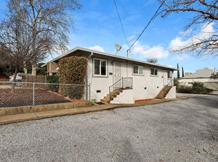 1623/25/27 Willis St, Redding, CA 96001
