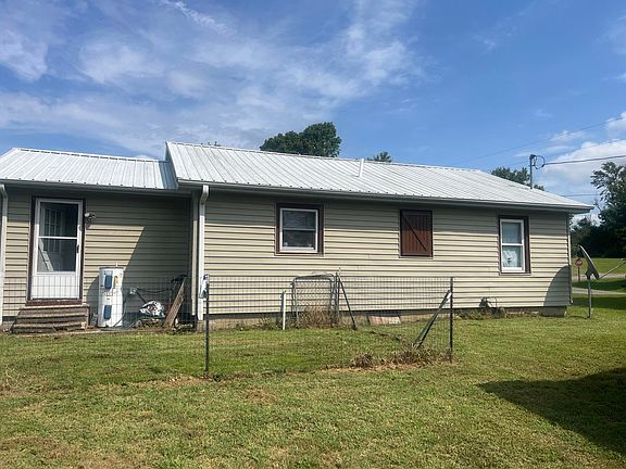 5th image of 715 Cedar Grove Rd