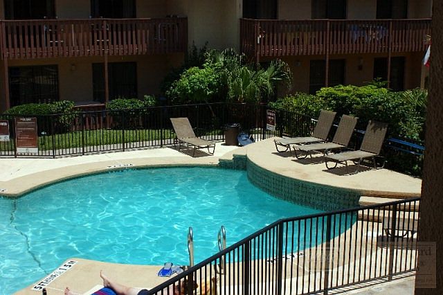 1st image of 6608 Padre Blvd