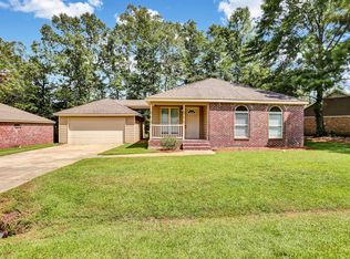 211 Forbes Cv, Byram, MS 39272