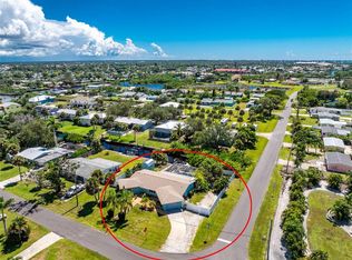 1005 E 2nd St, Englewood, FL 34223