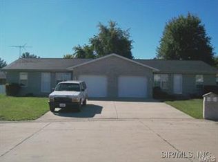 N 9th St, Breese, IL 62230