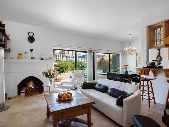 3rd image of 671 Del Parque Dr Unit C