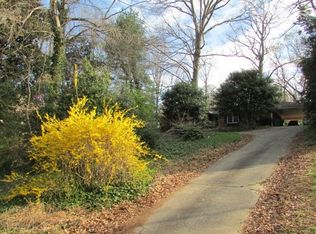 308 Tall Oaks Dr, Sandy Springs, GA 30342