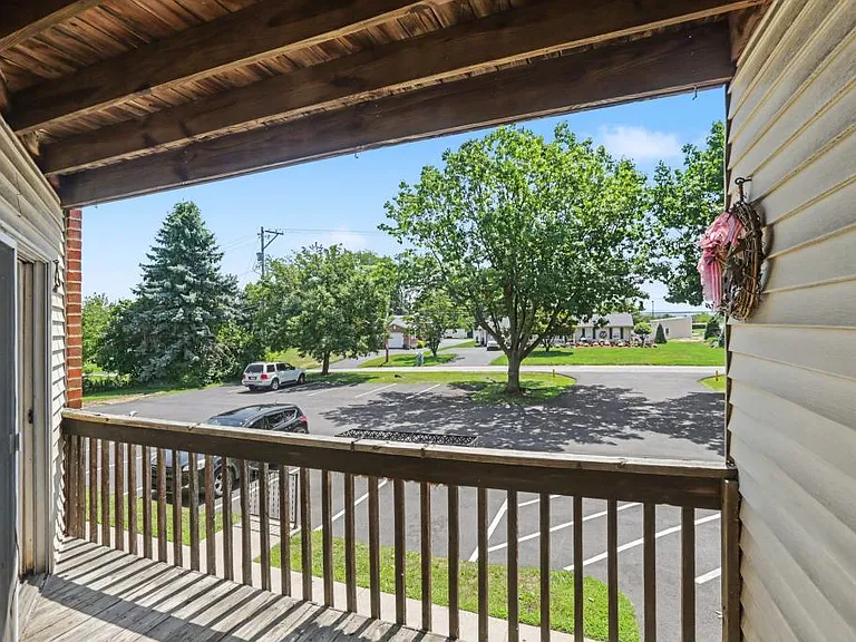 2712 Lisburn Rd — Photo 15
