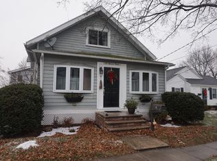 21 Lenox Rd, Peabody, MA 01960