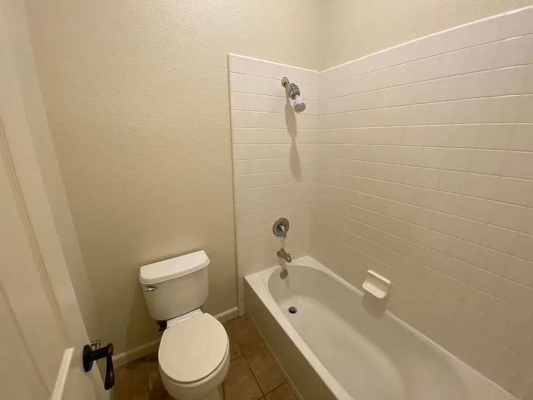 9748 Roedell Way — Photo 23