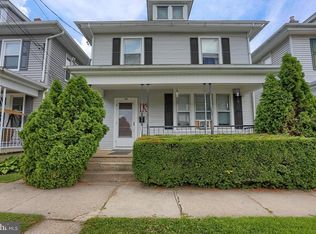 24 S Wayne St, Robesonia, PA 19551