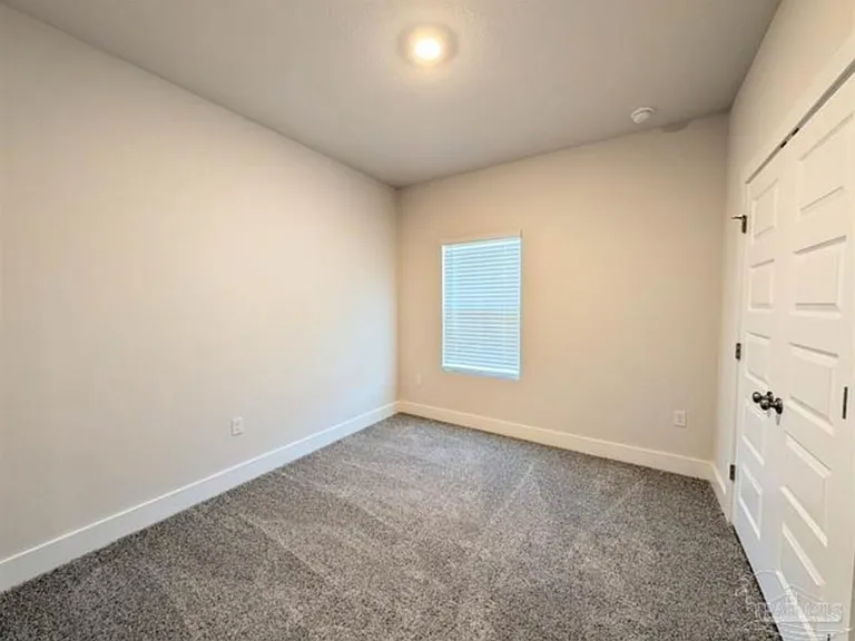 9907 Starling Dr — Photo 6