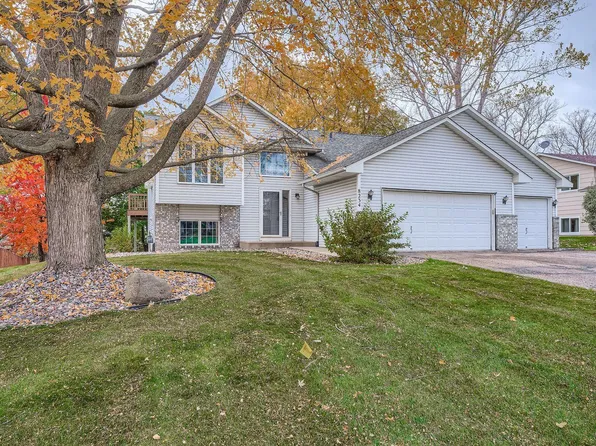 8234 166th St W, Lakeville, MN 55044