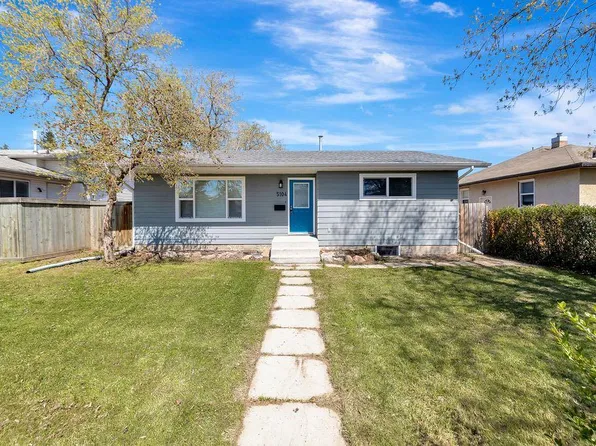 5104 S 54a St, Lloydminster, AB T9V 0S5
