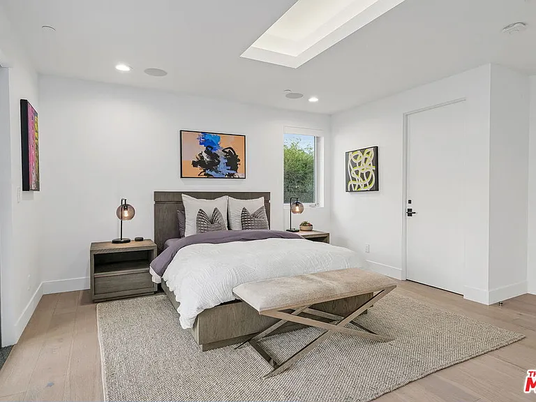 1500 Viewsite Ter — Photo 21