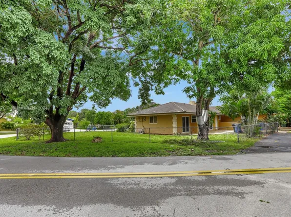 1699 NE 33rd St, Oakland Park, FL 33334