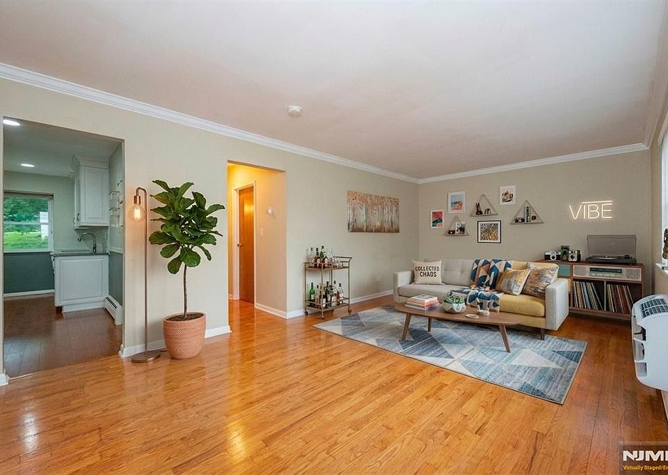 1st image of 68 Regency Park