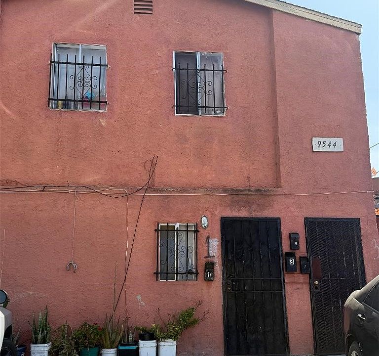 1st image of 9544 Compton Ave
