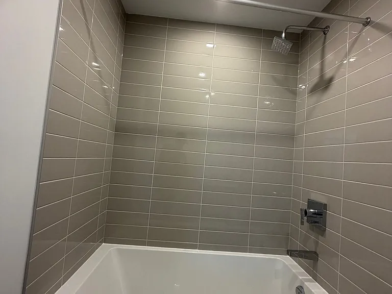 430 Square One Dr #Penthouse 05 — Photo 28