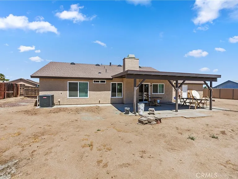 11471 Hollyvale Ave — Photo 29