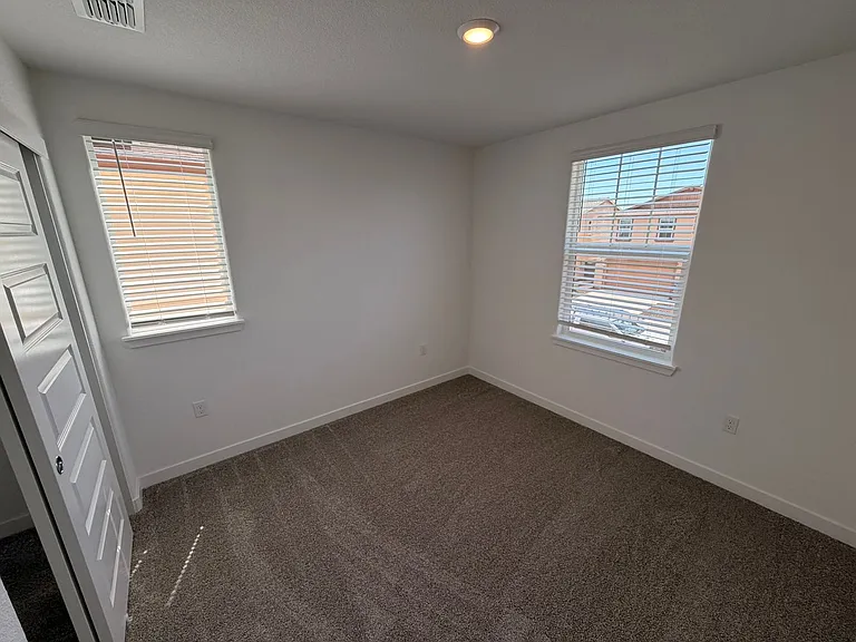 12629 Hereford Ave — Photo 24