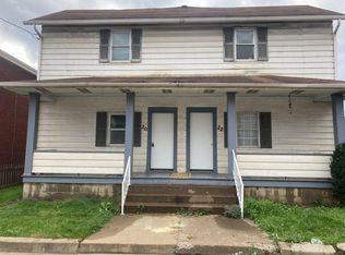 20 Spruce St #A, Natrona Heights, PA 15065
