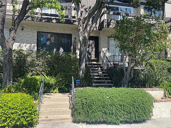 2nd image of 1818 Kelton Ave APT 101