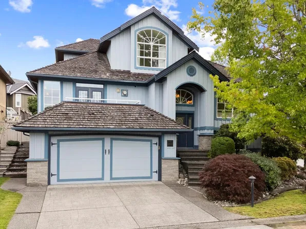 15355 Sequoia Dr, Surrey, BC V3S 8N4