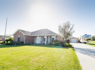 146 Crest Rd, Raceland, LA 70394