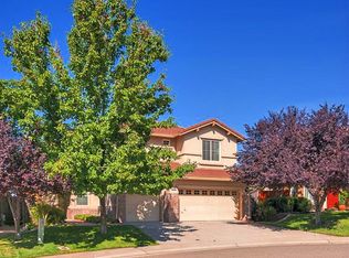 992 Cameron Dr, Folsom, CA 95630