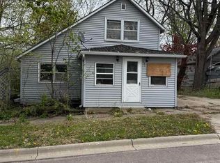 131 N Houk Good, Mankato, MN 56001