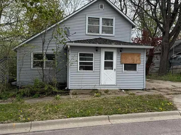 131 N Houk Good, Mankato, MN 56001