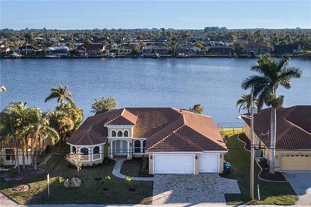 1st image of 704 Cape Coral Pkwy W