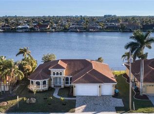 704 Cape Coral Pkwy W, Cape Coral, FL 33914