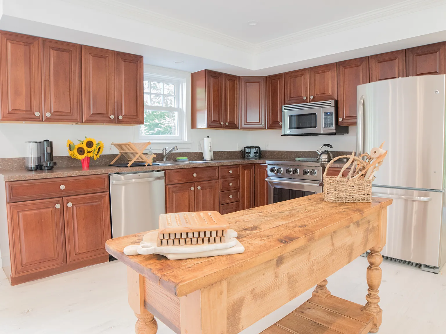 Wainscott Three Bedroom — Photo 3