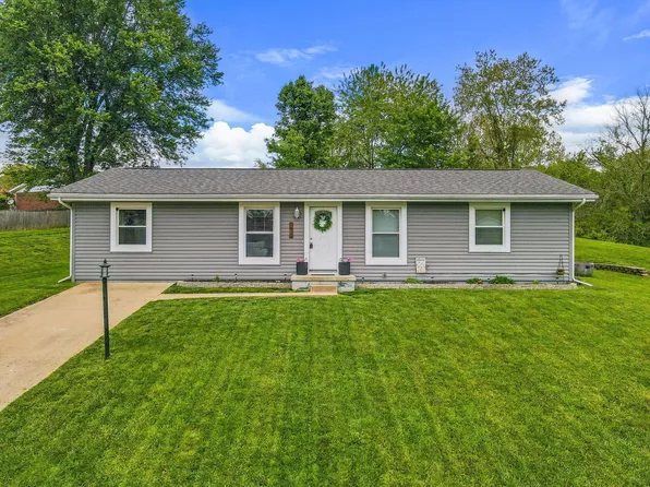 1626 Valley Dale Dr, Logan, OH 43138