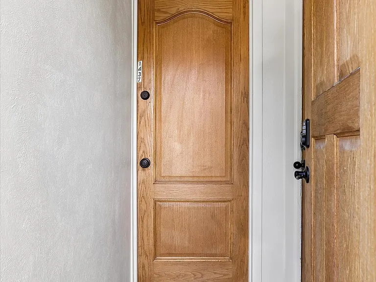 1437 S Lincoln St #1437 — Photo 2