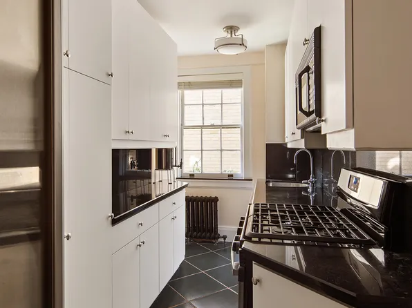 45 East Ninth Street image 6 of 14