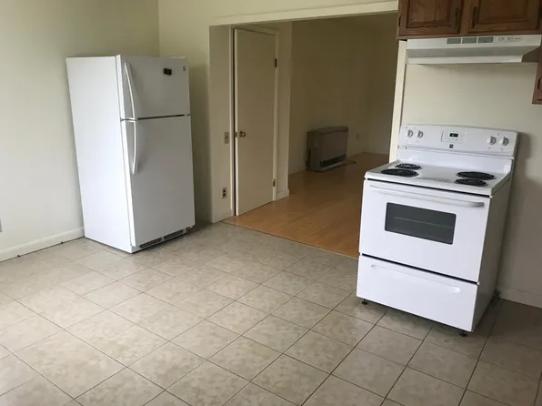 323 E Allen St, Winooski, VT 05404