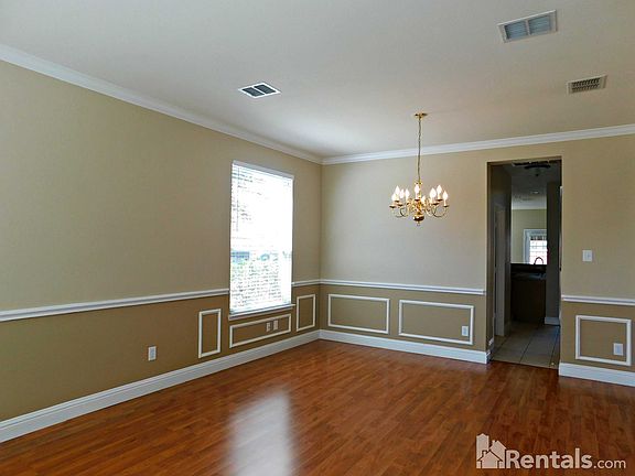 5th image of 8524 Ontario Dr