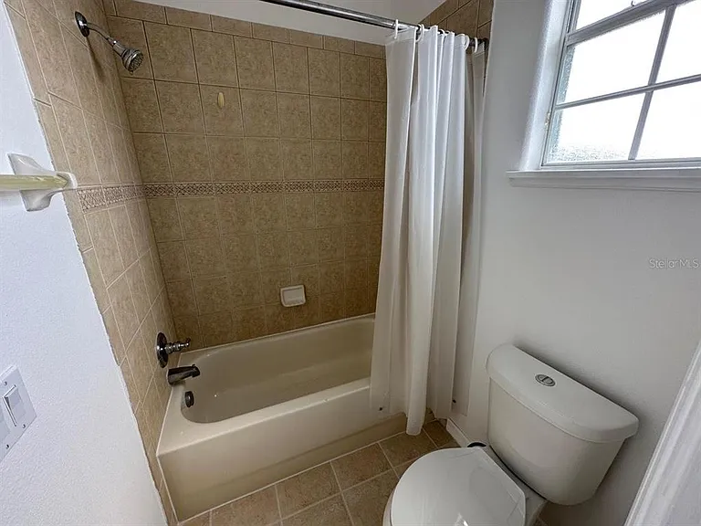 844 Spring Oak Cir — Photo 14