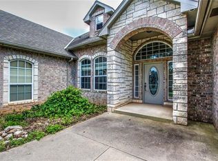 1154 Red Oak Ln, Blanchard, OK 73010