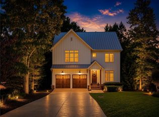 4594 Lakeview Ln, Gainesville, GA 30504
