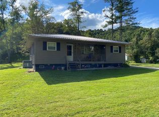 337 Claypool Hollow Rd, Glen Daniel, WV 25844