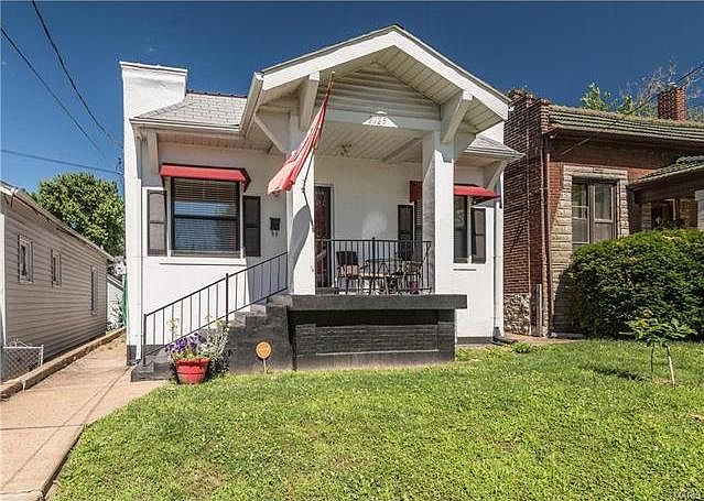 1st image of 2025 Schaeffer Pl