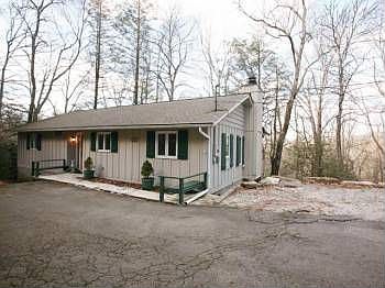 2nd image of 59 Lynn Ln