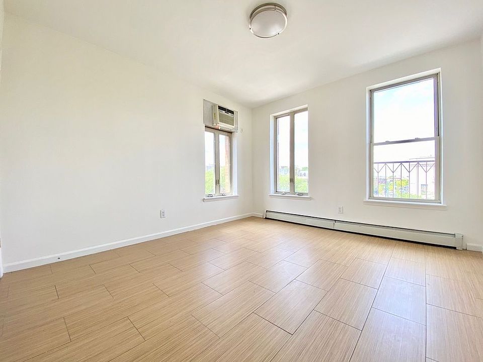 1st image of 542 Eastern Pkwy APT 3C